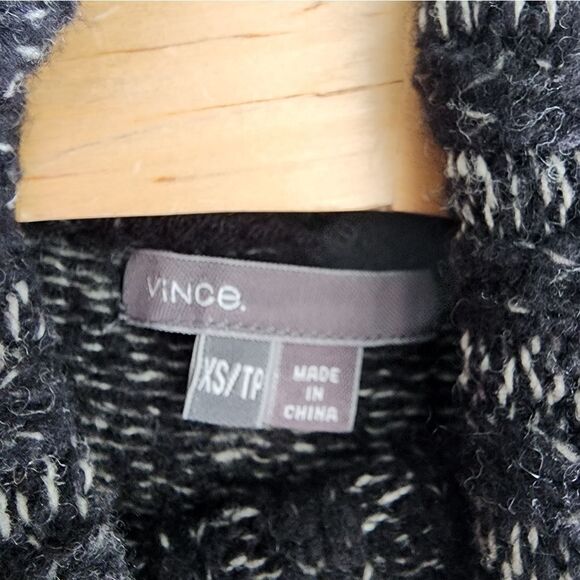 Vince silk and wool blend turtleneck semicrop sweater - Picture 4 of 13